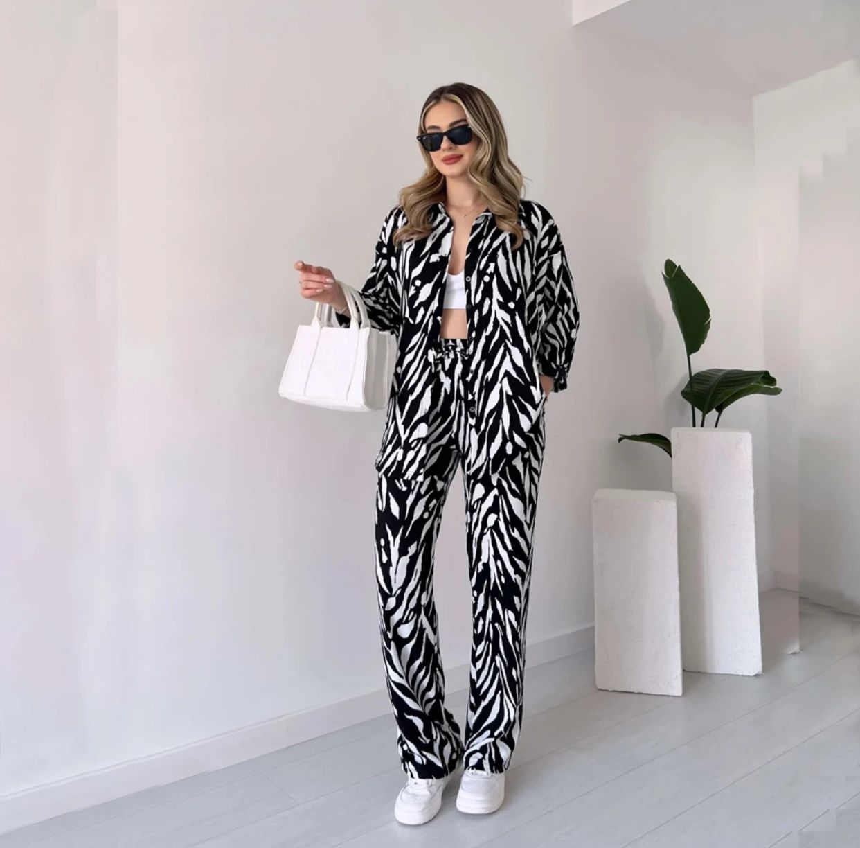 Zebra stripes Printed Chic loose blouse top womens shirt And Pants Two-piece Set